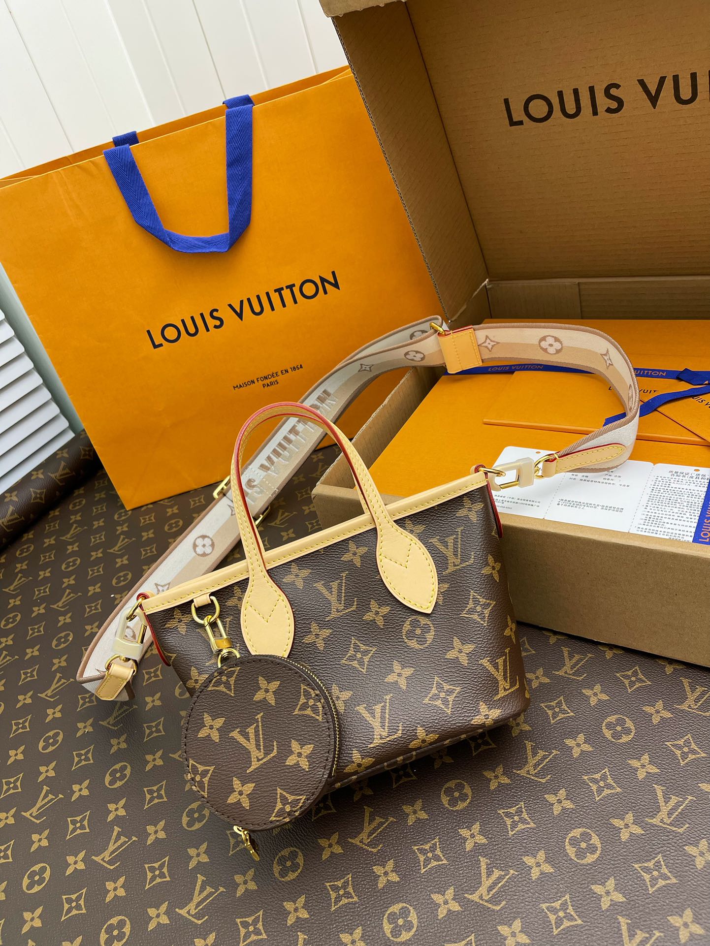 LV Shopping Bags